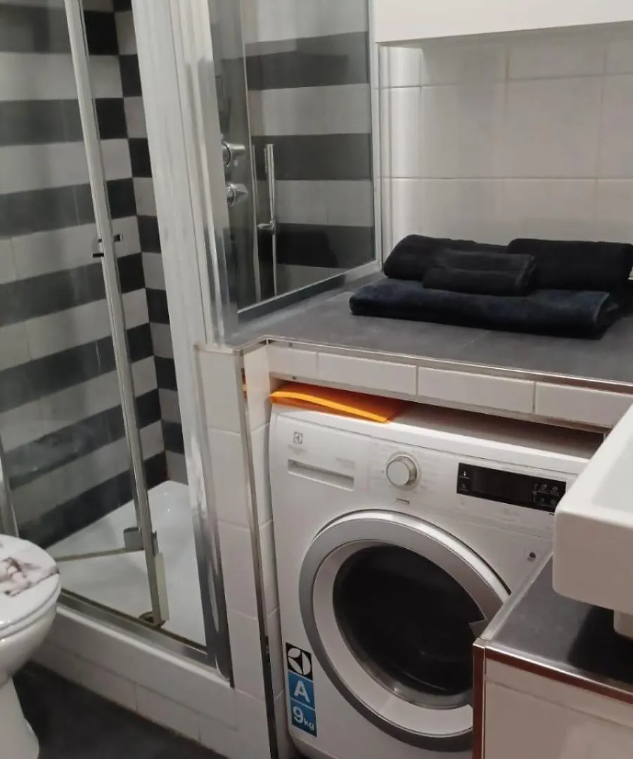 Home Sweet Home Tiburtina 15 Minuti Dal Colosseo Rome Apartment